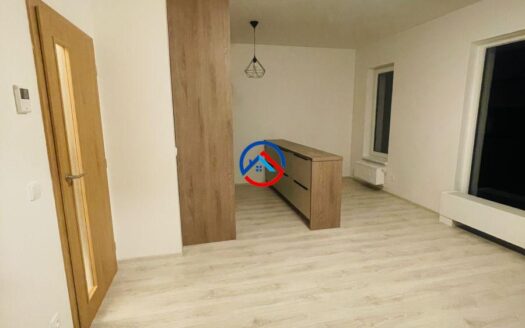 Pronájem bytu 2+kk s balkonem a garáži, klimatizace, Olomouc