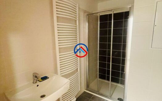 Pronájem bytu 2+kk s balkonem a garáži, klimatizace, Olomouc