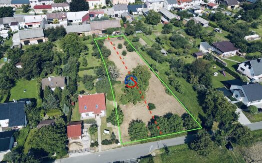 Prodej stavebního pozemku 1299 m2,  Doloplazy u Olomouce