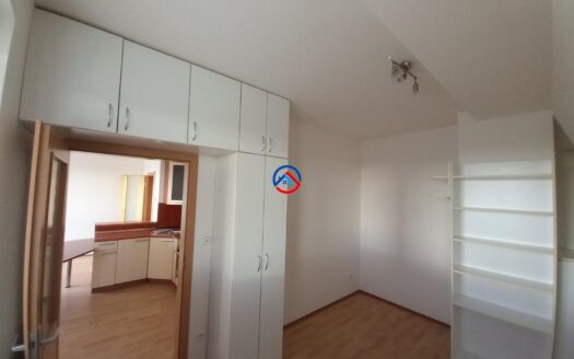 Nájem bytu 2+kk…Bacherova 15