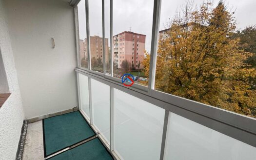 Podnájem bytu 2+1 v Šumpeku