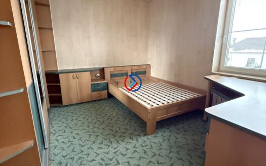 Pronájem 4+1 167 m2, se zahradou 1226 m2