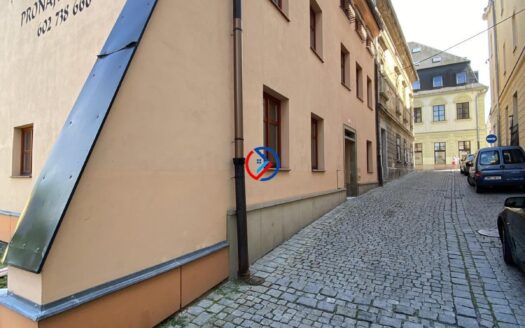 Pronájem cihlového bytu 1kk v centra města Šumperka