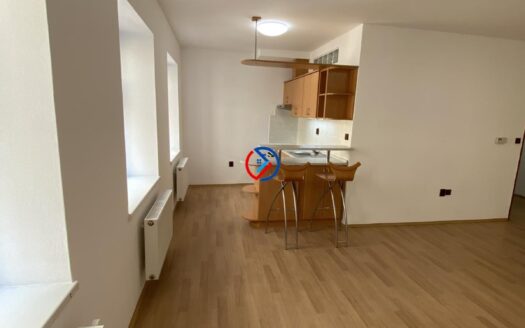 Pronájem cihlového bytu 1kk v centra města Šumperka