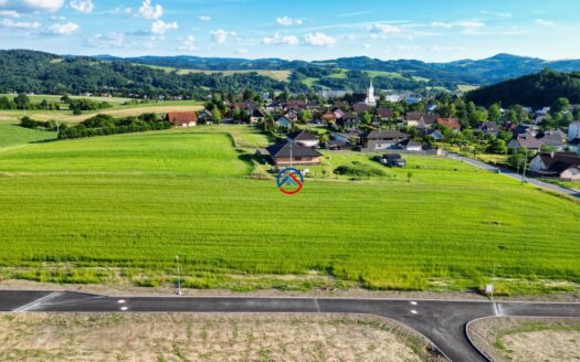 Prodej stavebního pozemku 1428 m2 , Zubří