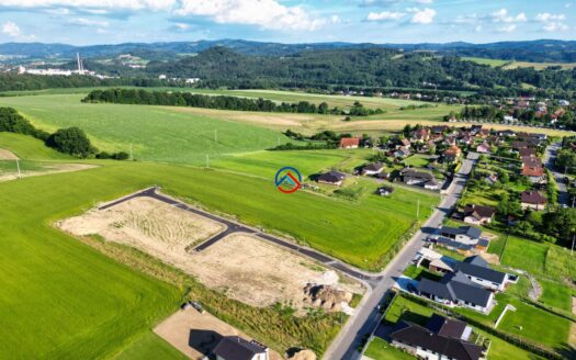 Prodej stavebního pozemku 1428 m2 , Zubří