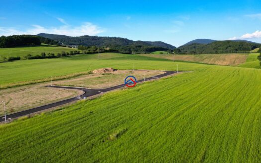 Prodej stavebního pozemku 1428 m2 , Zubří