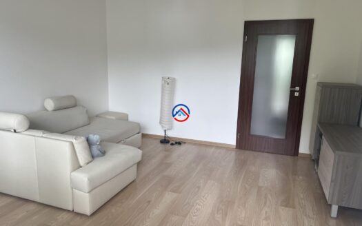Pronájem zrekonstruovaného bytu 4+1 v Šumperku