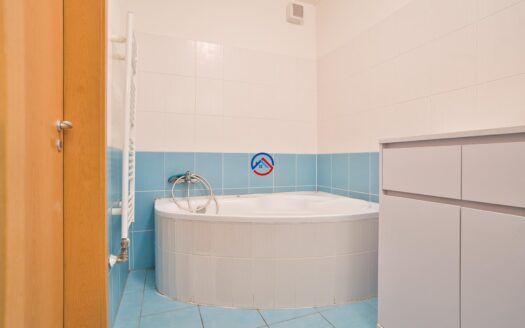 Komfortní 3+kk, 76m2 s velkou terasou | Jeremiášova | Povel