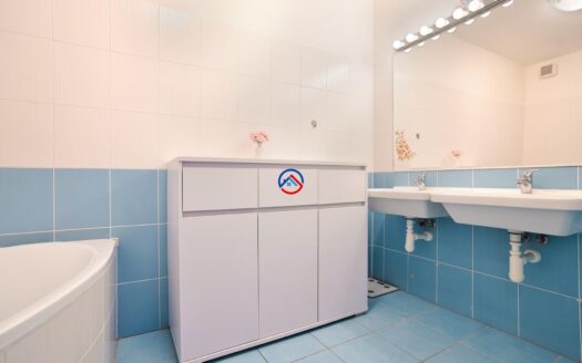 Komfortní 3+kk, 76m2 s velkou terasou | Jeremiášova | Povel
